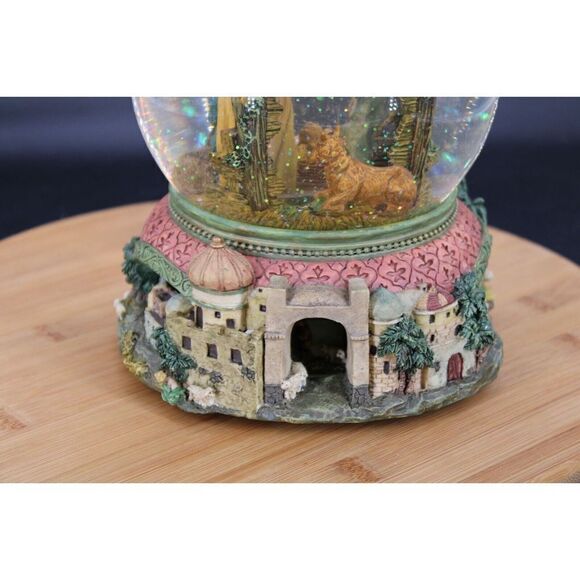 Grandeur Noel Illuminated Musical Water Globe With Revolving Base Collectors Ed - Picture 13 of 16